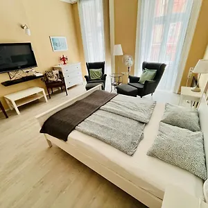 Apartamento Academy - Elegant Place Next To The Parliament, Budapest