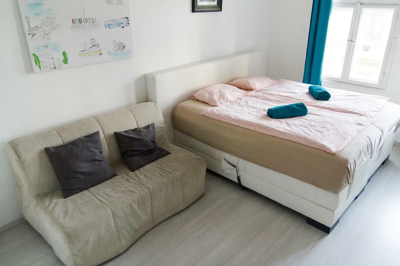 Queen Bed Central Budapest